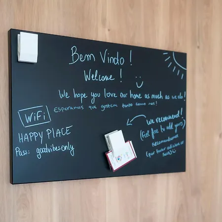 Lägenhet Ocean View Apartment Steps To Beach Vil15M Faro25M *